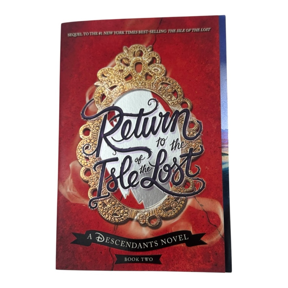 Disney Return to the Isle of the Lost a Descendants Novel YA Fiction Paperback